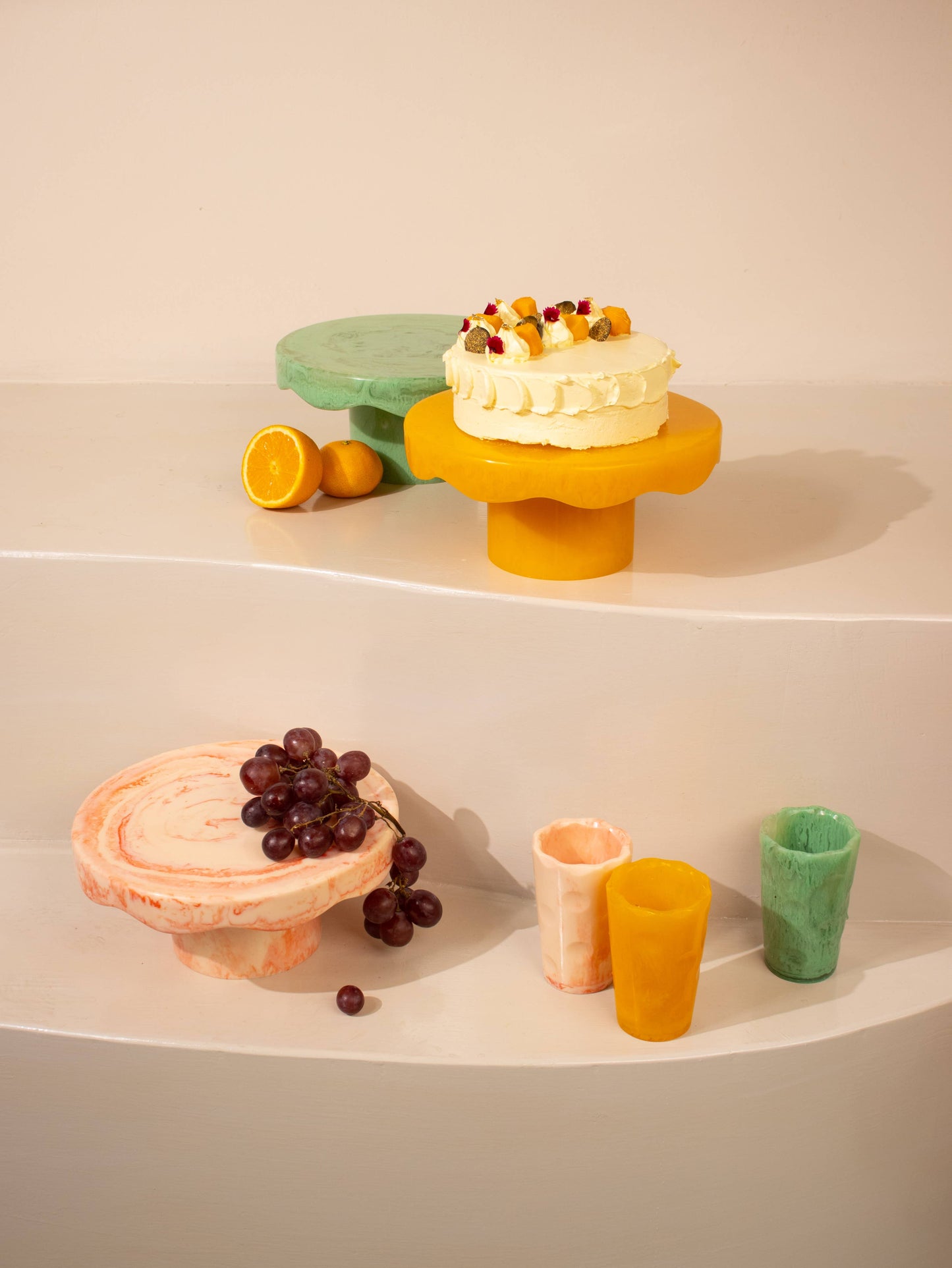 Scallop Resin Cake stand, Pink- 9.5x4.5 Inches