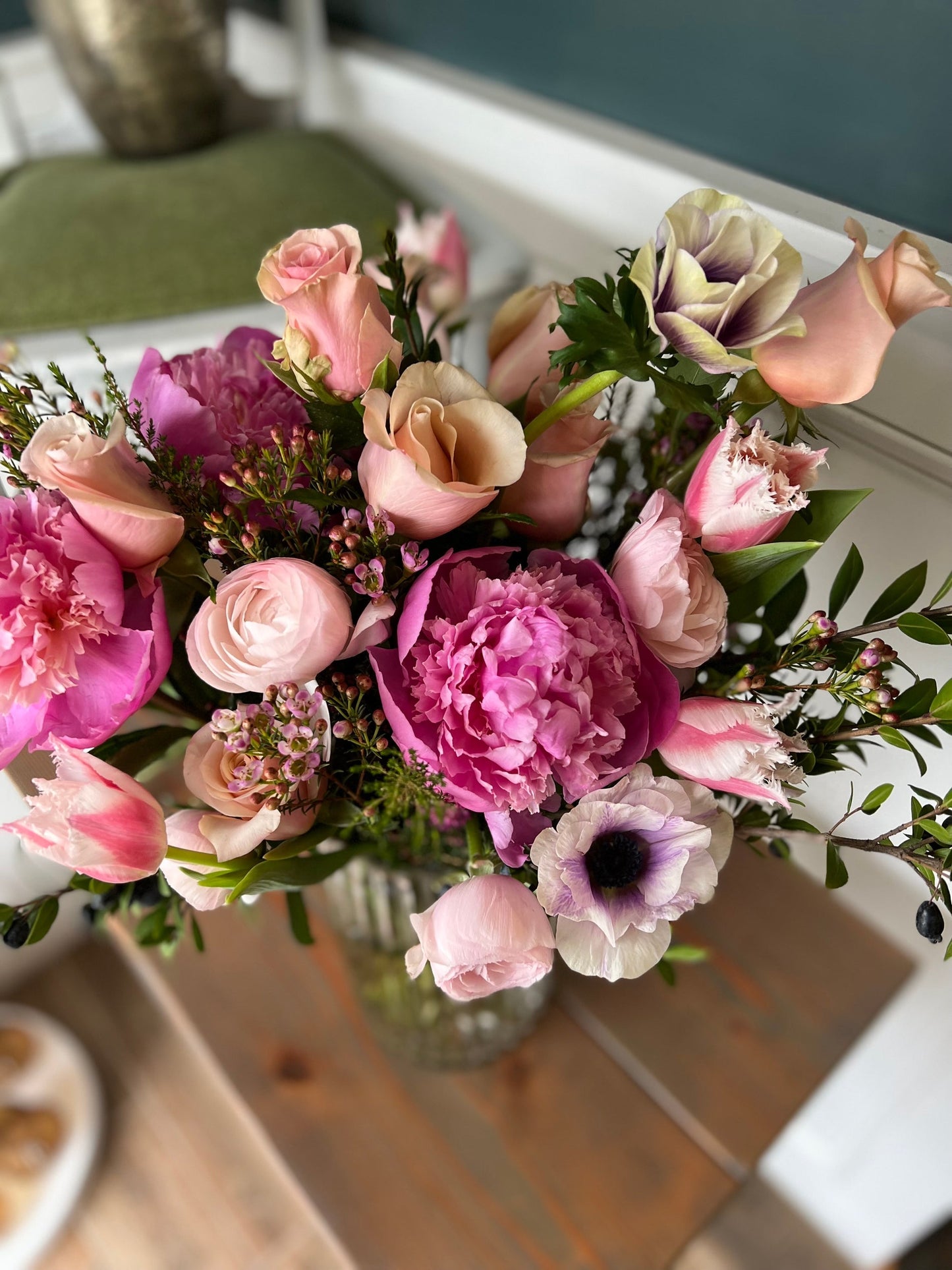 Arrangement in Vase: Standard