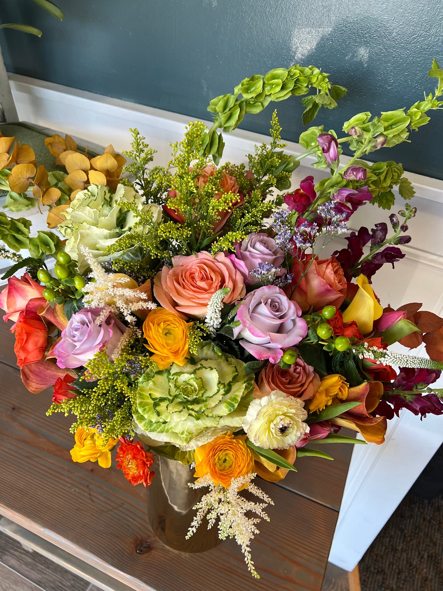 Arrangement in Vase: Grande