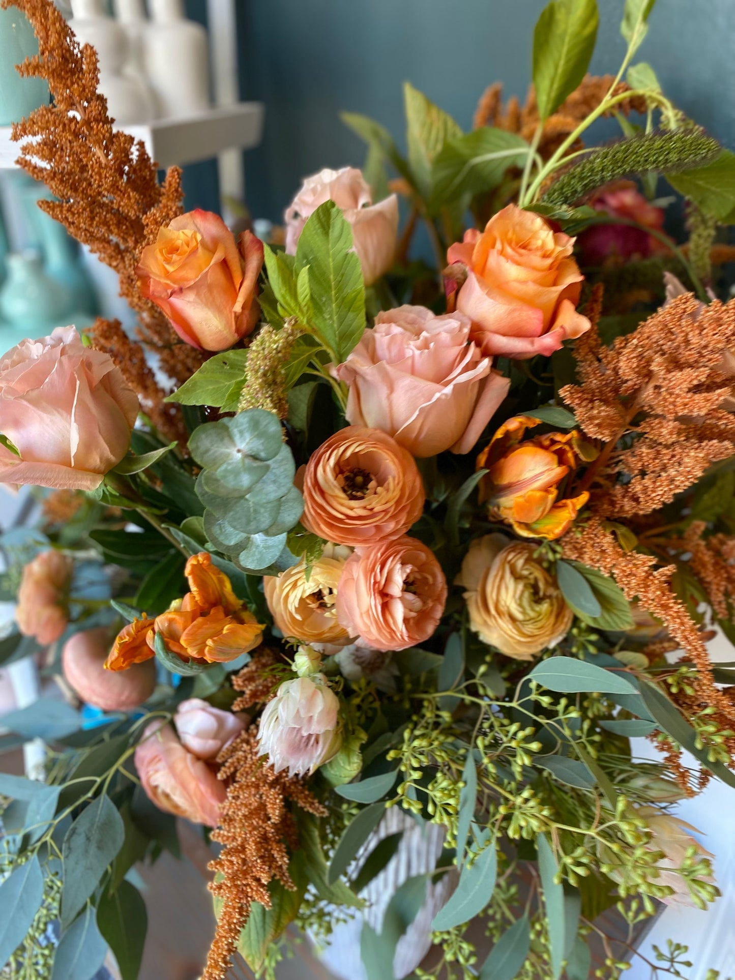 Arrangement in Vase: Deluxe