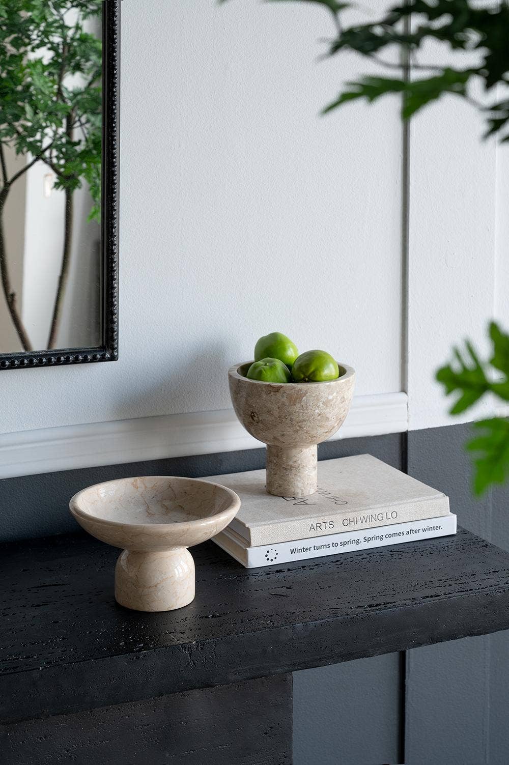 D6x6" Round Marble Pedestal Bowl - Cream