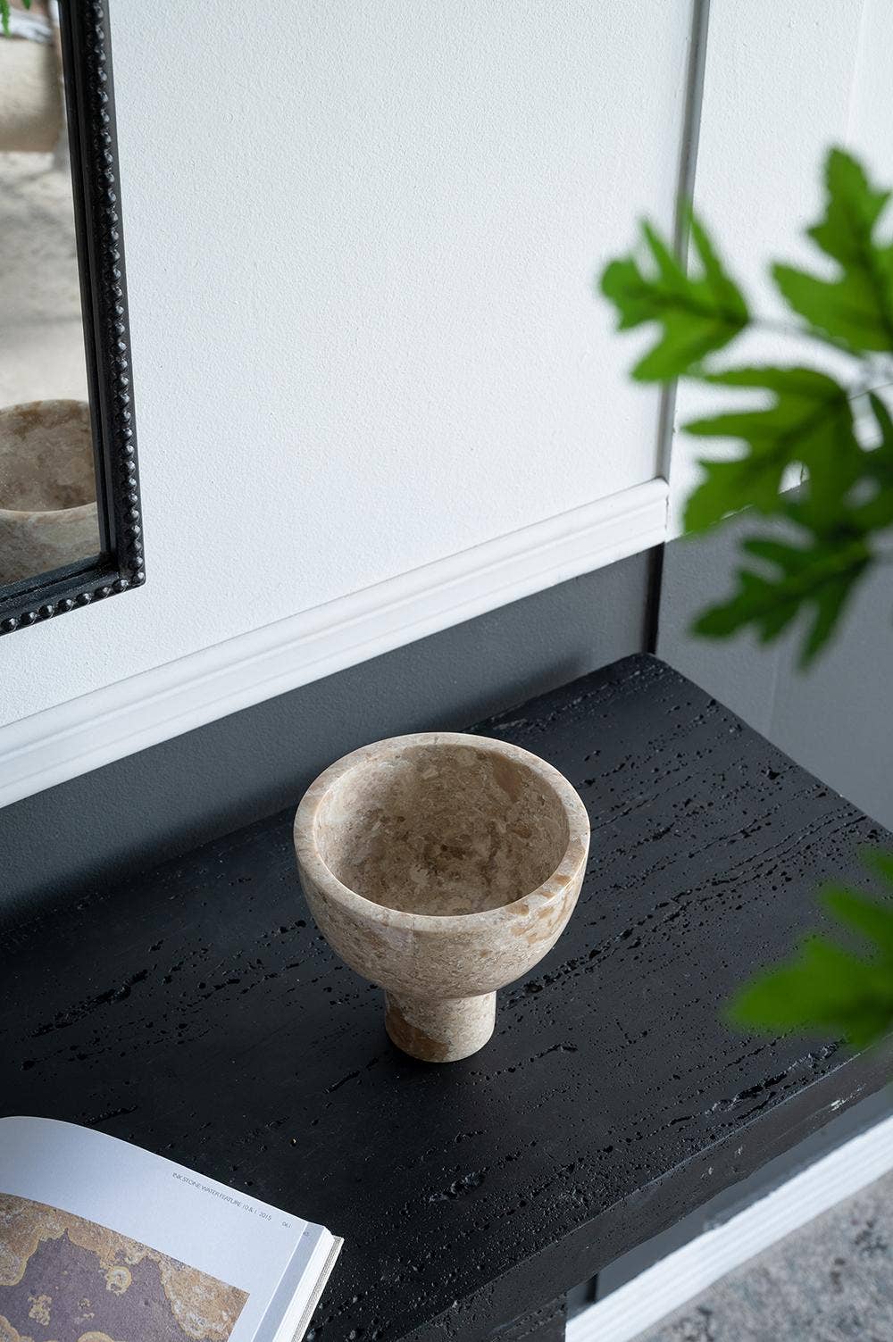 D6x6" Round Marble Pedestal Bowl - Cream