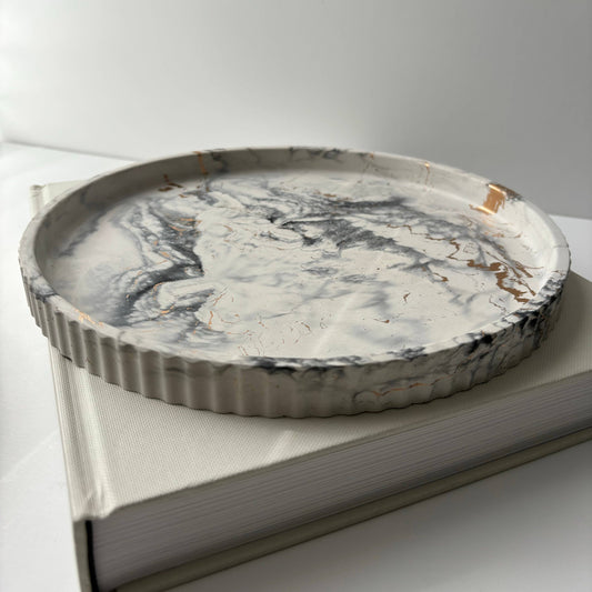 Joma - Concrete Fluted Tray | Round Concrete Tray