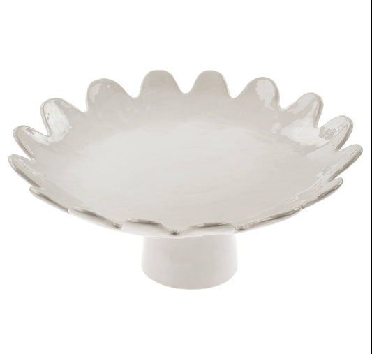 Scallop footed bowl