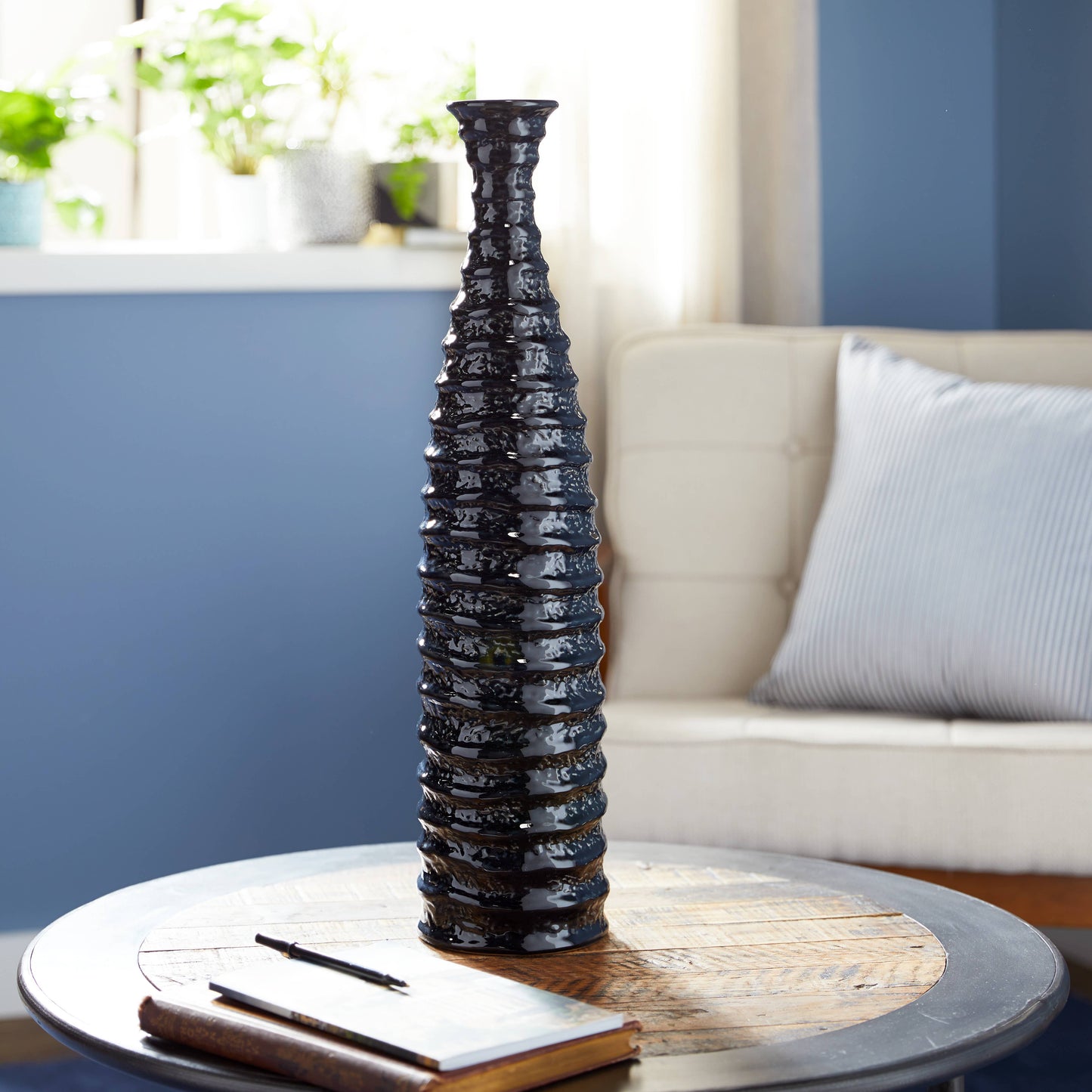 Traditional Black Ceramic Vase