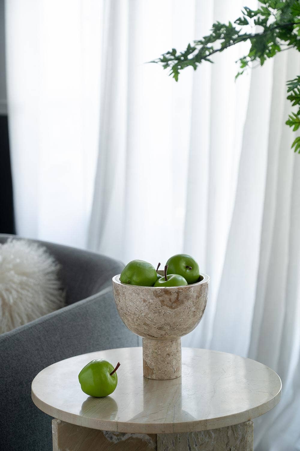 D6x6" Round Marble Pedestal Bowl - Cream