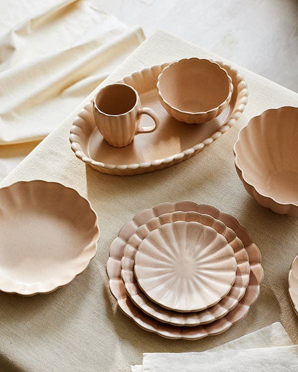 Lafayette Round Baker in Blush
