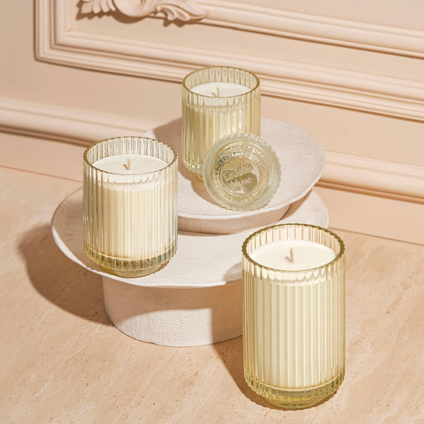 Scented Candle - Champs de Tuberose - 7oz | La Jolie Muse