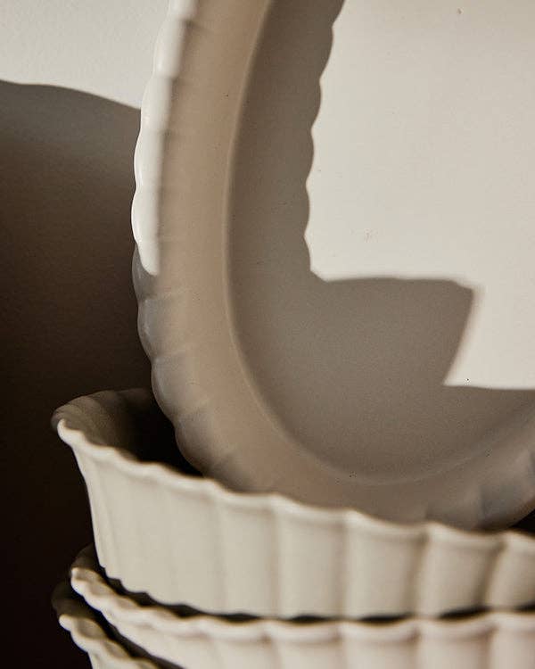 Lafayette Oval Baker in Pearl White