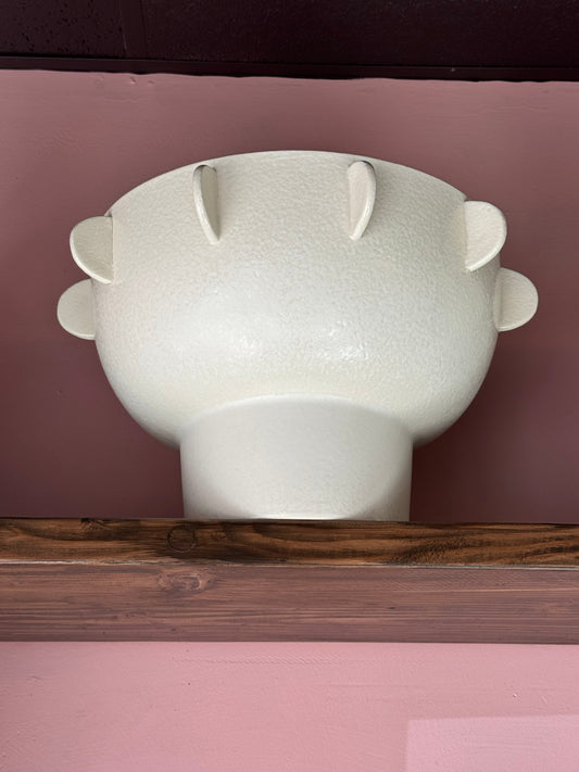 White x large detail bowl