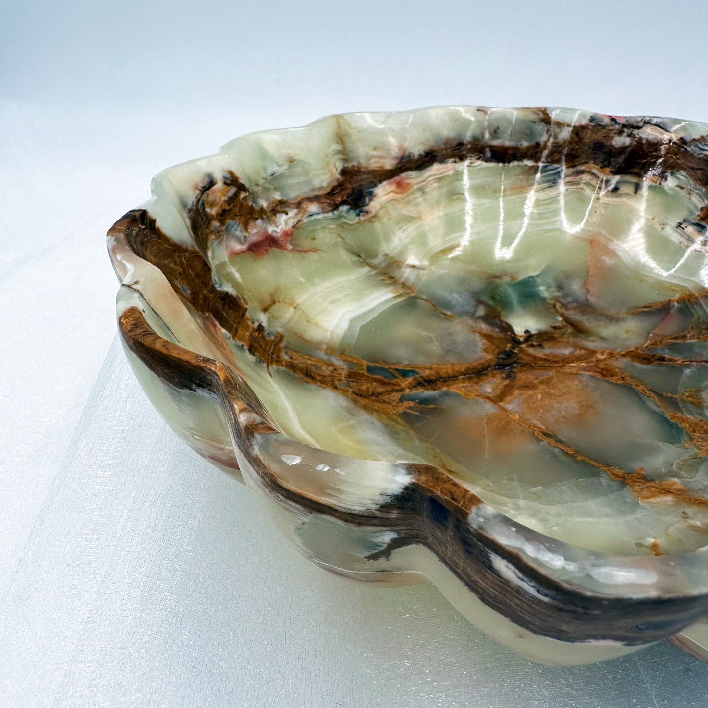 Hand-carved Bowl in Marble and Onyx: Zairat White Marble