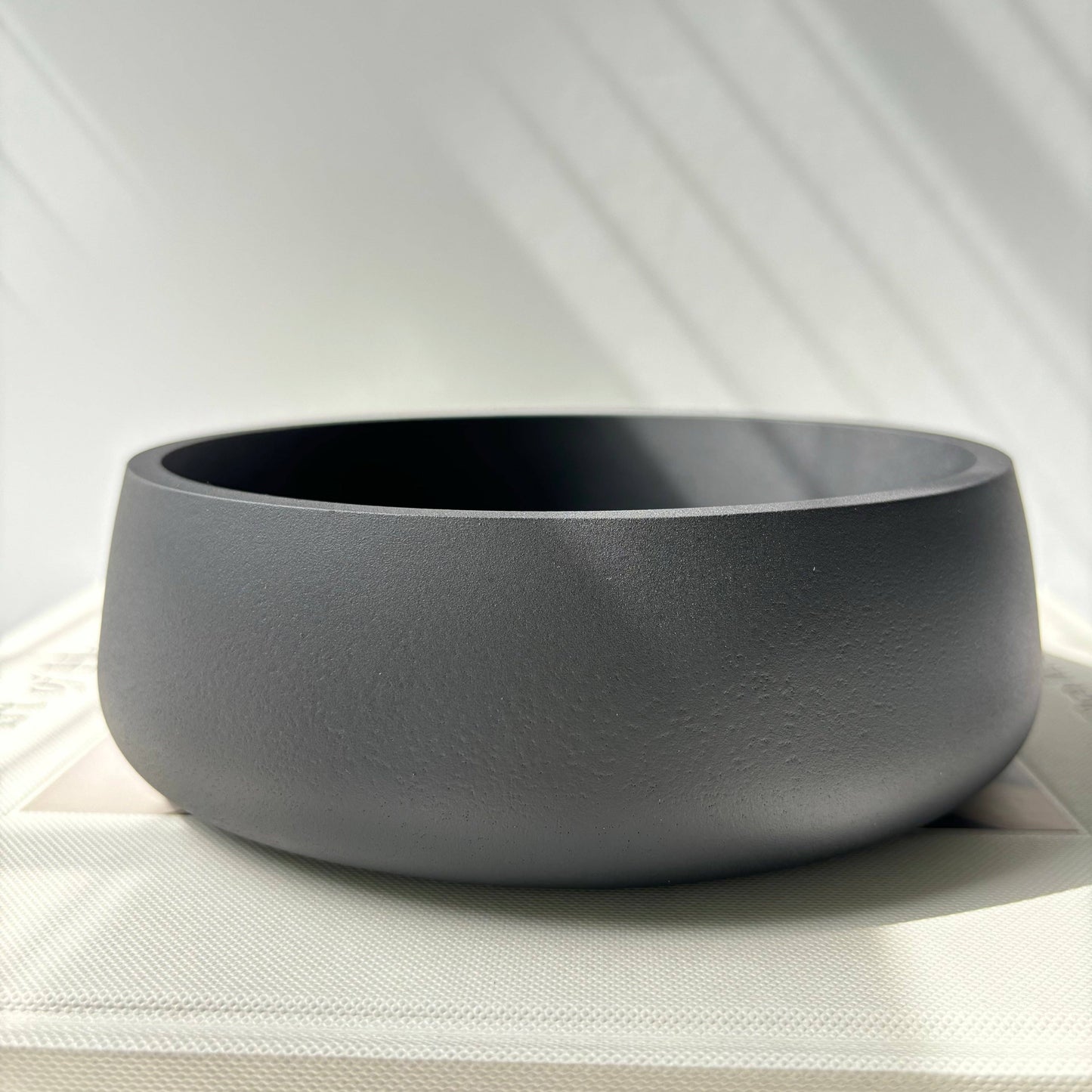 Concrete Bowl: Black fusion marble / Without hole