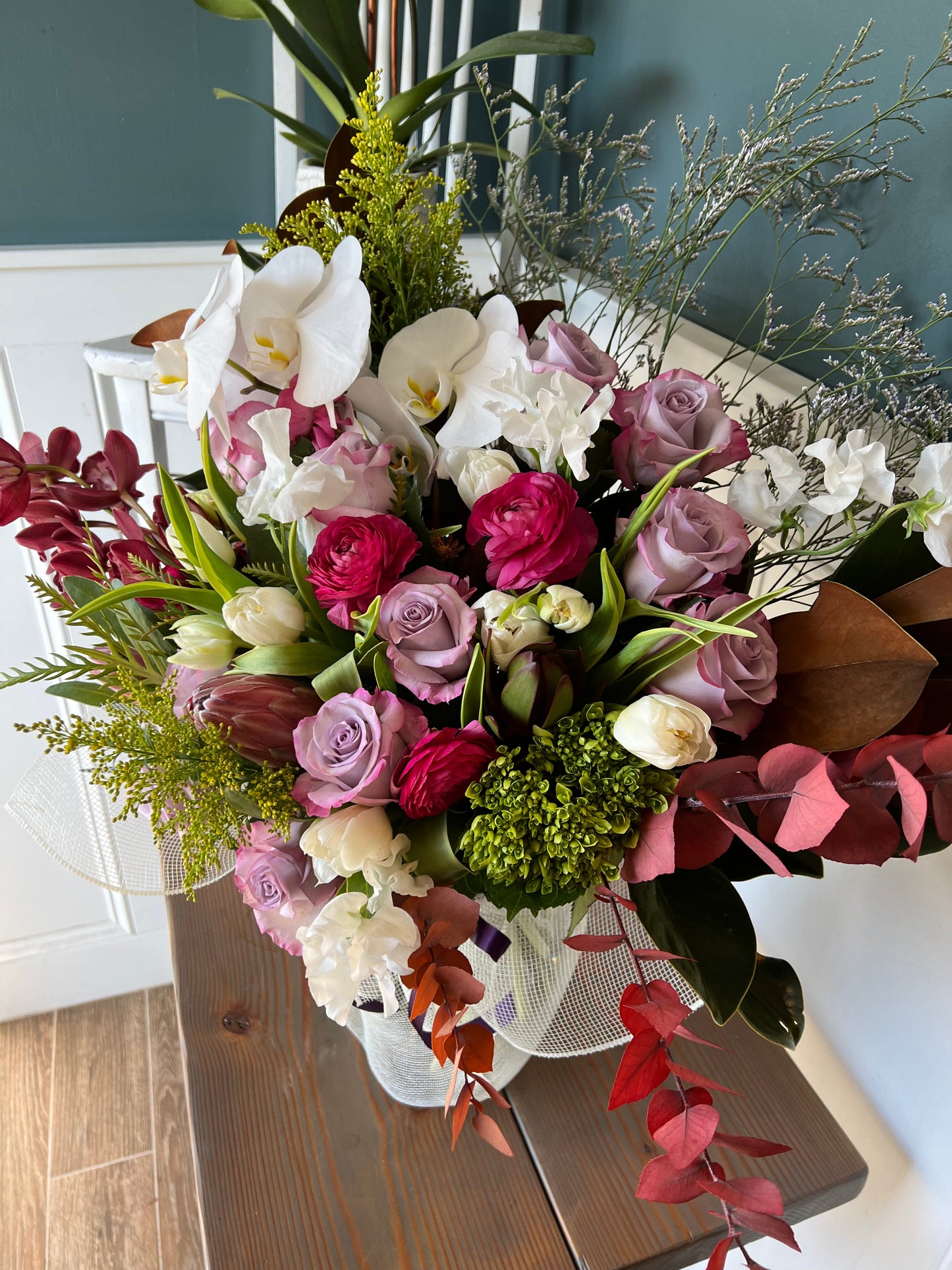 Arrangement in Vase: Supreme